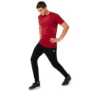 Enhance Big Qd Short Sleeve Tee - Raspberry