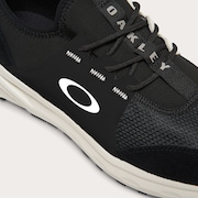 Dry OS LX - Black/White