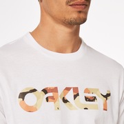 Mark II Tee - White/B1B Camo Desert