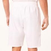 Slant Plain Shorts 9.0 - White