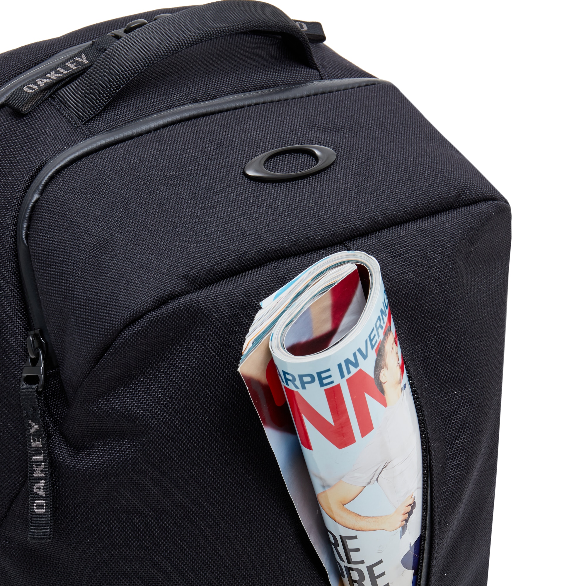 Oakley Snow Backpack in Blackout | Oakley® US