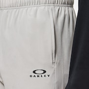 Foundational 7 Short 2.0 - Stone Gray