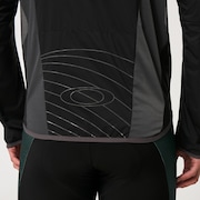 Endurance Packable Wind Jacket - Blackout