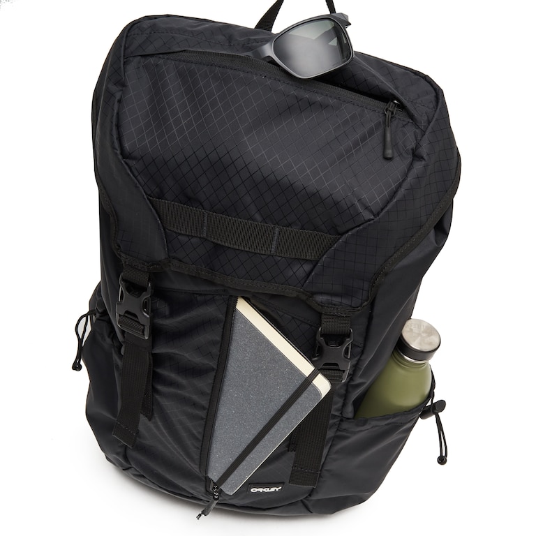 Voyager Backpack - Blackout