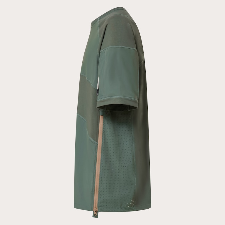Latitude Soar Tee - Surplus Green
