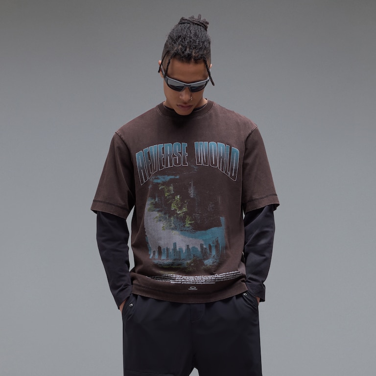 Reverse World Tee - Pitch Black