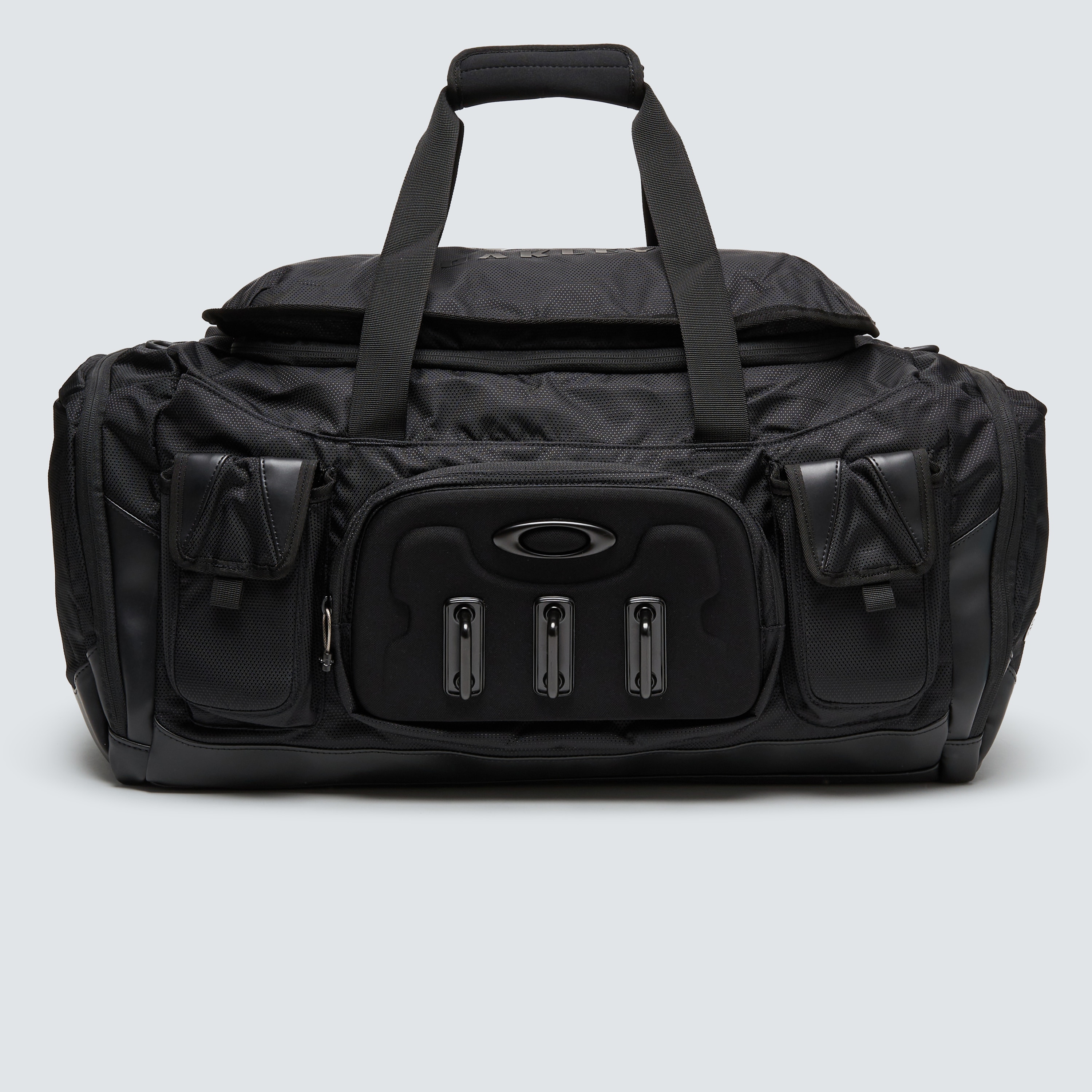 Oakley Urban Ruck Rc Duffle in Blackout | Oakley® US