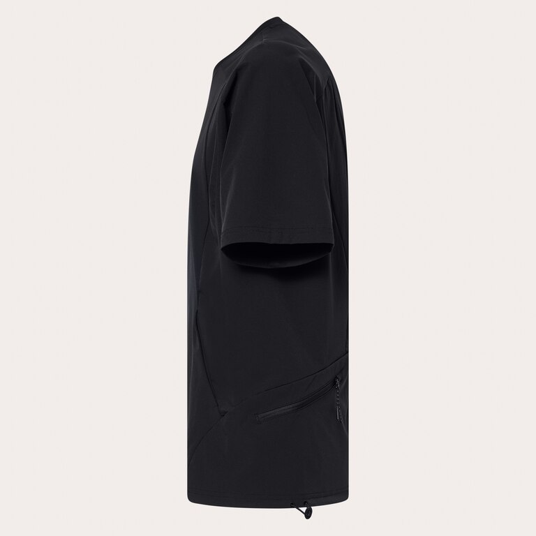 Latitude Arc Ss - Blackout