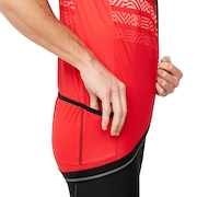 Endurance Jersey - Red Line