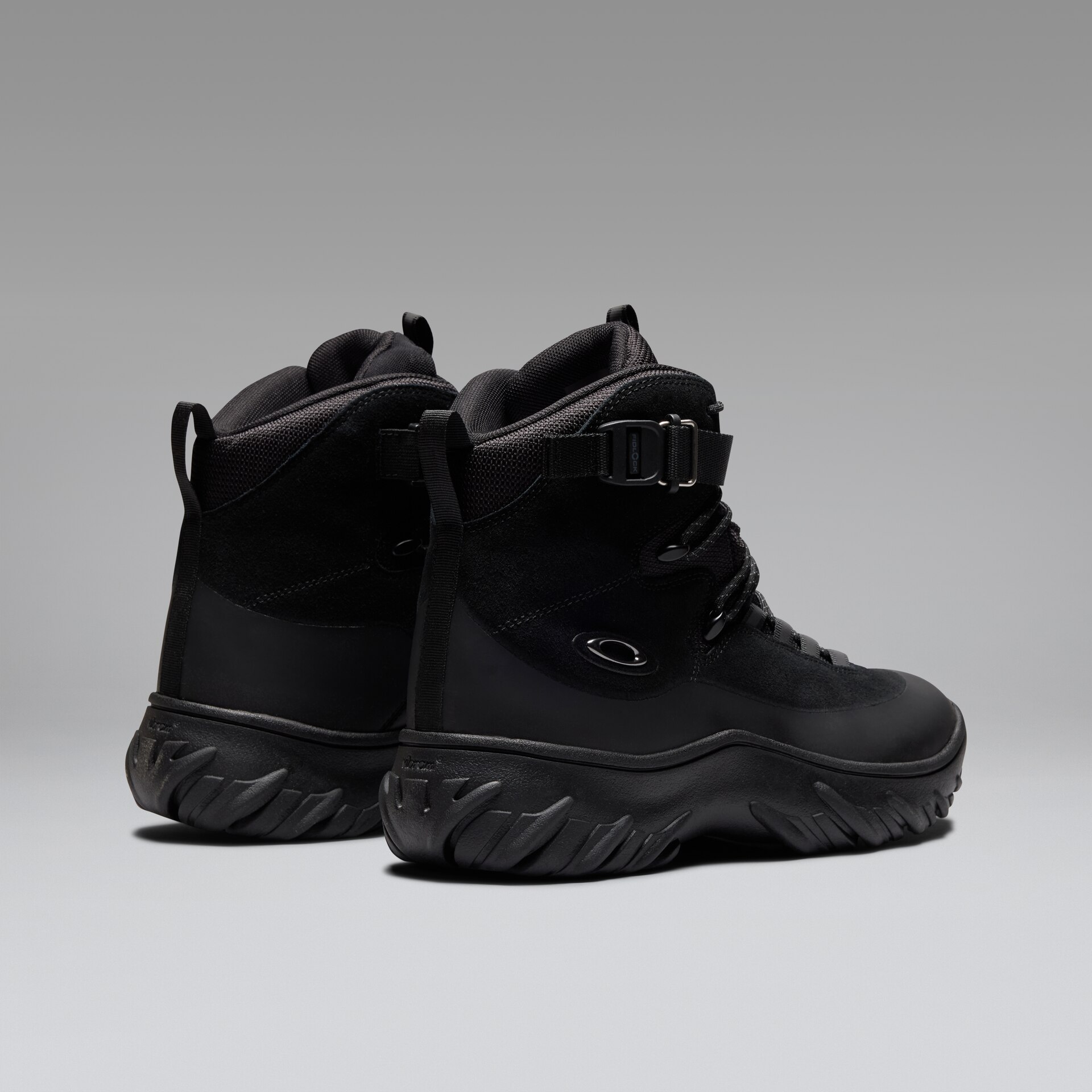 Oakley Meridian Boot in Dark Umber | Oakley® US