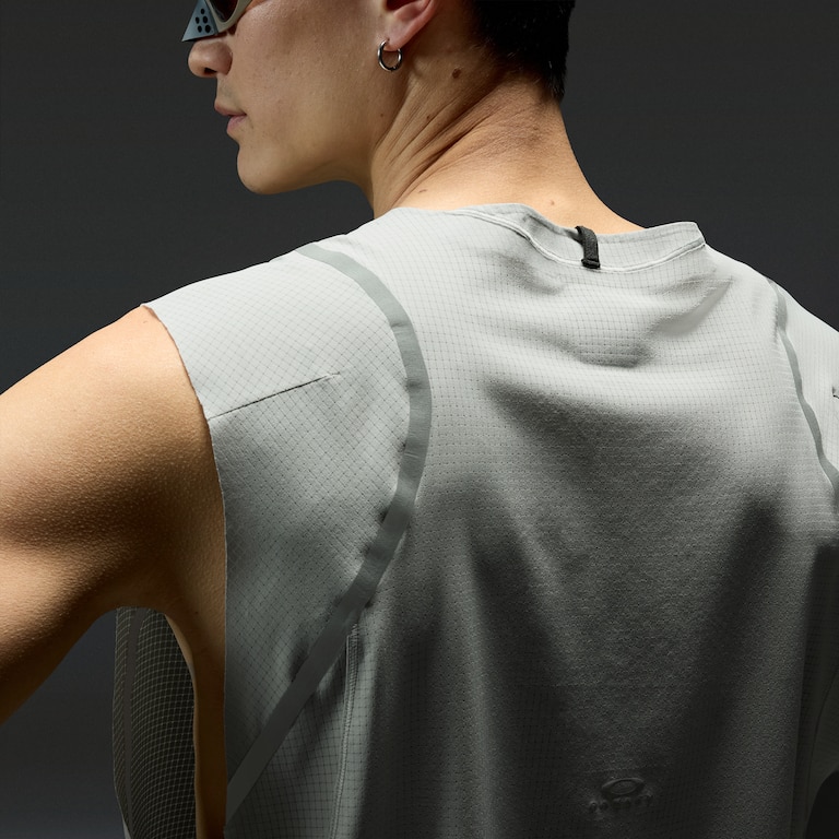 Latitude Veil Tank - Cement