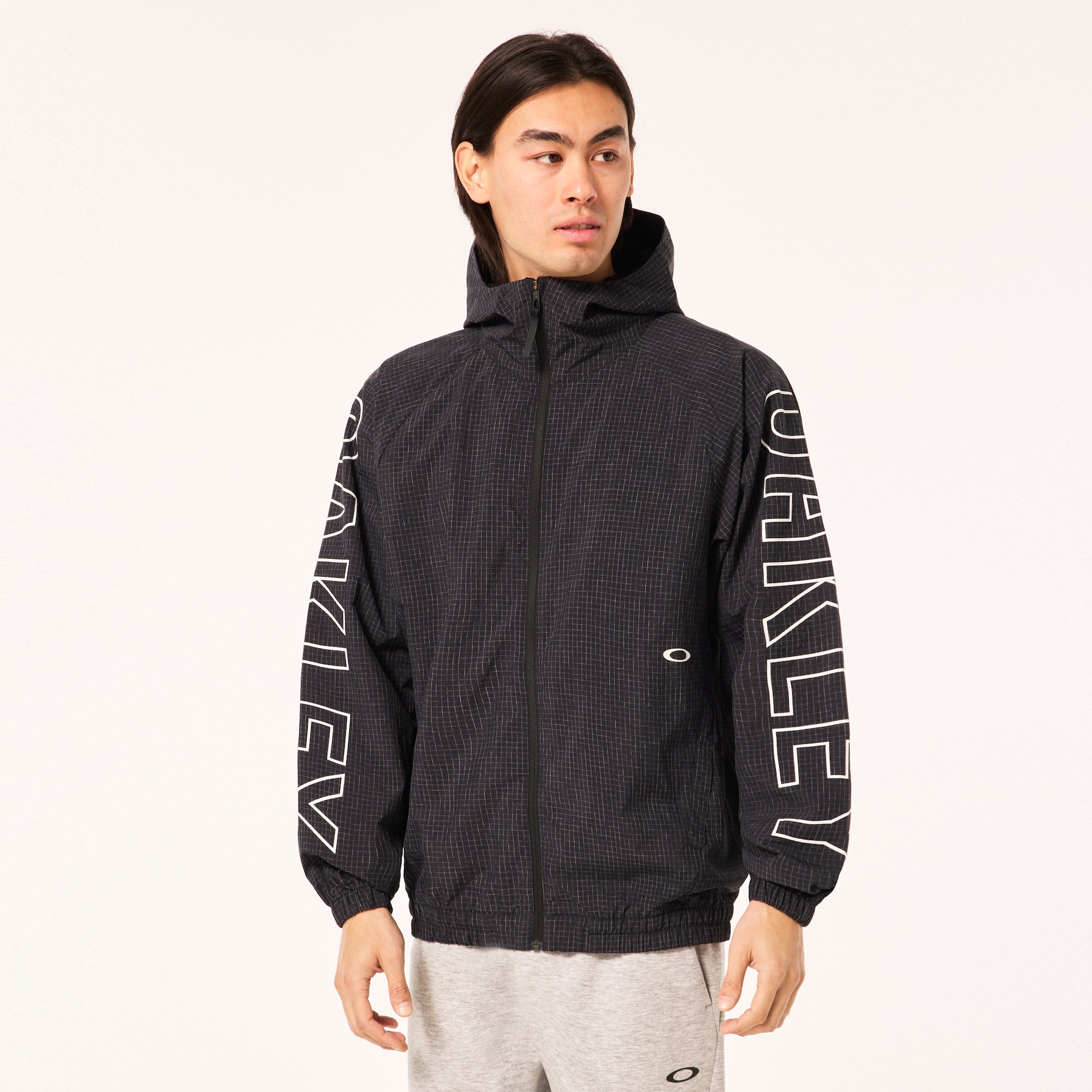 OAKLEY WIND JACKET マットブラック　廃盤 FOA406485__02E_omfr1.png