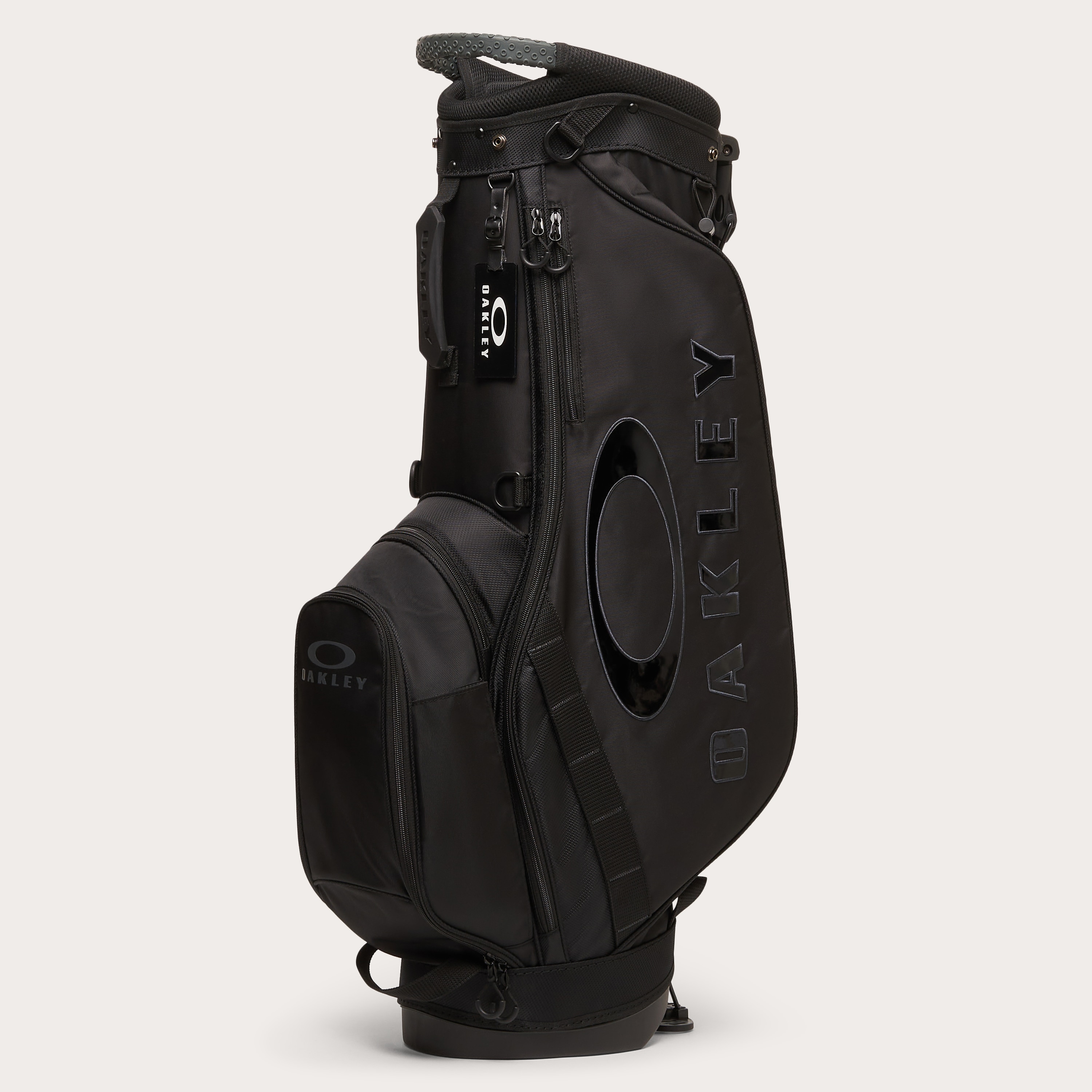 Oakley Stand 18.0 in Blackout | Oakley® US