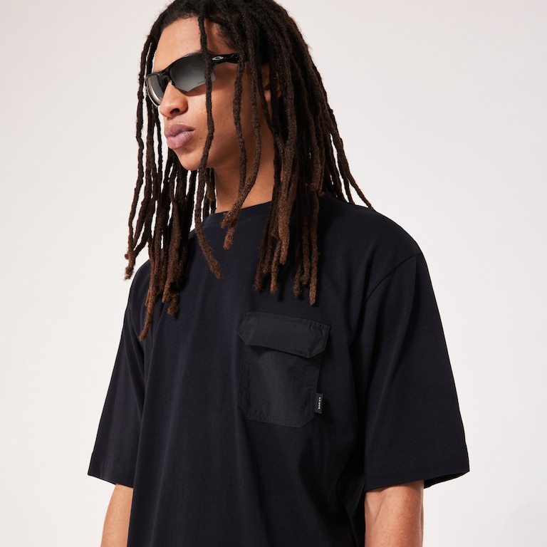 Roam Commuter Pocket Tee - Blackout