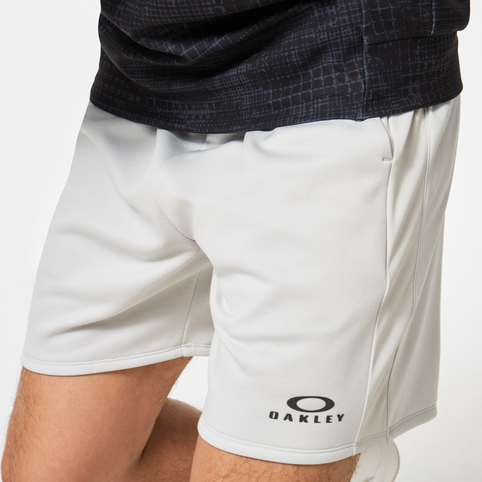 Oakley Fleece Training Short 6 in Cool Gray 2 | Oakley® US