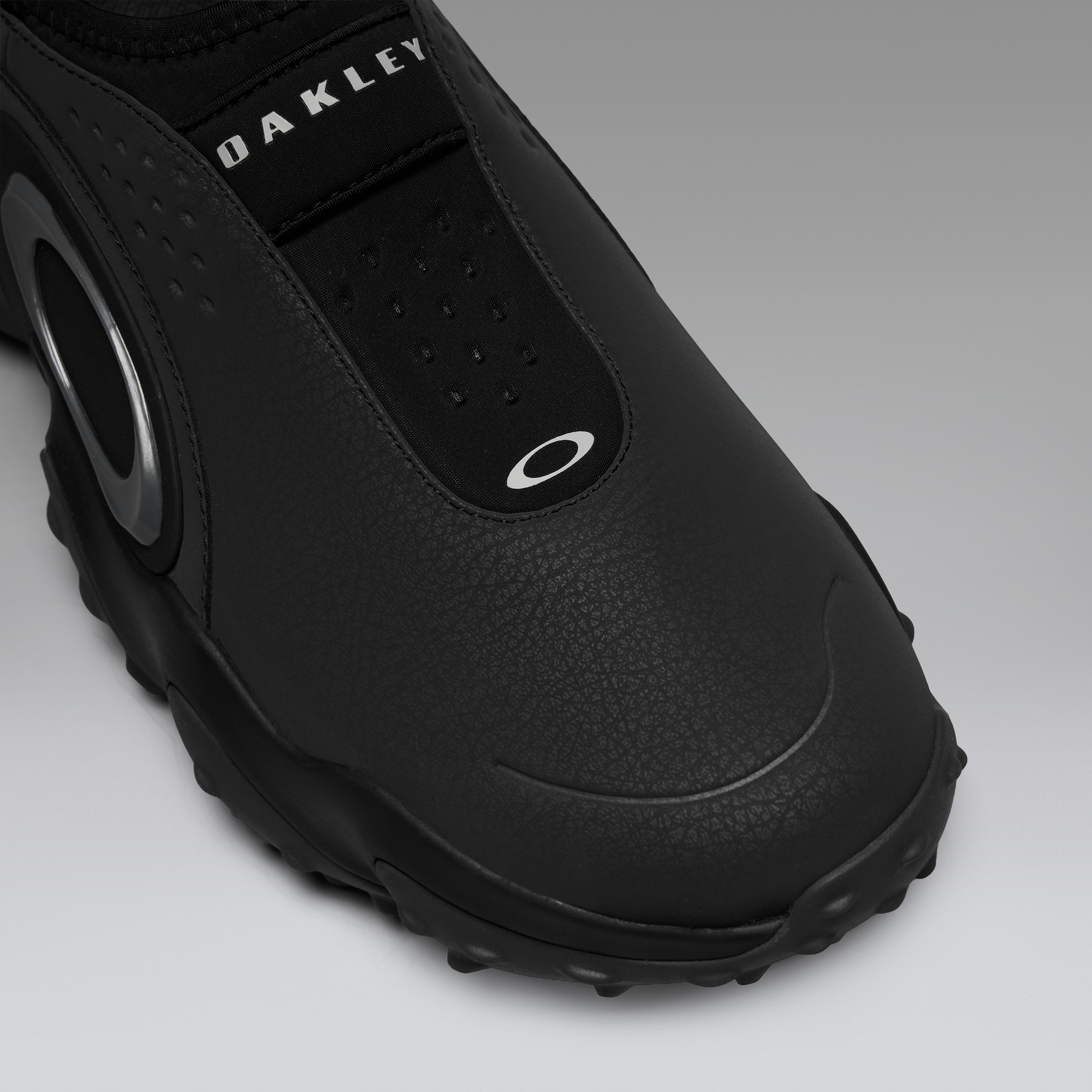 Oakley Edge Flex in Blackout | Oakley® JP