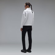 Elevate Synchronism H/Z Pullover - White