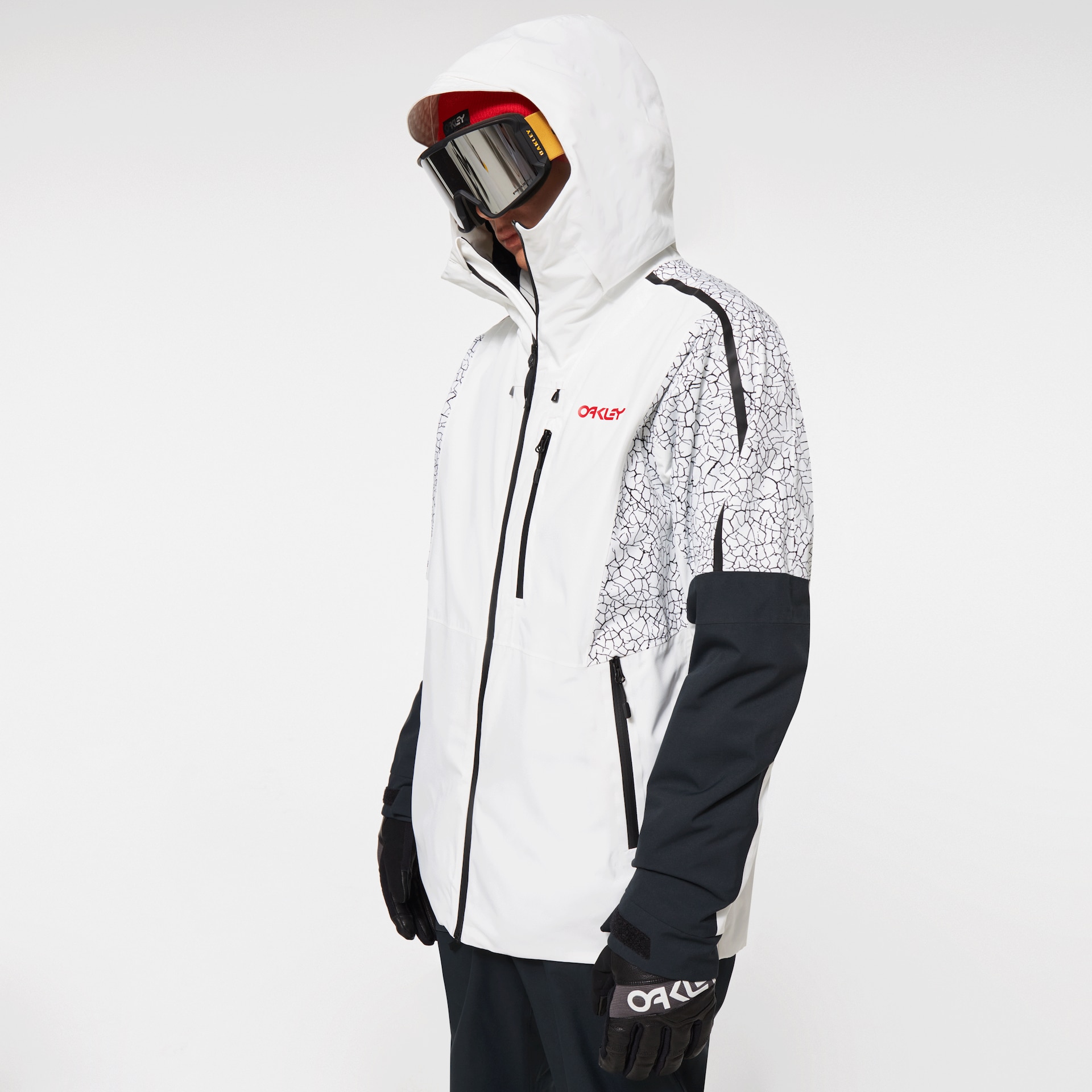 Oakley Tc Gunn Shell 2L Jacket in White/Crackle | Oakley® US