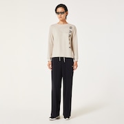 Radiant Peach Fleece Wide Pt 10.0 - Blackout