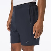 Performance Rc  Short - Blackout