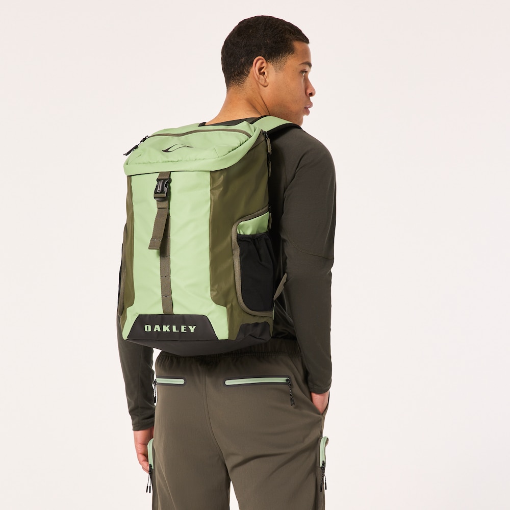 オークリー Road Trip Rc Backpack New Jade | オークリー公式ストア 日本