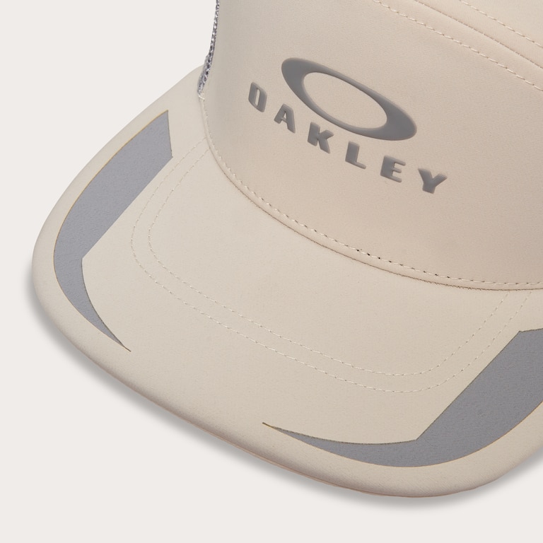 Podium Trucker Hat - Mist/Cement