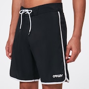 Solid Crest 19 Boardshort - Blackout