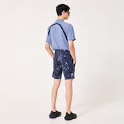 Skull Heat Block Staple Shorts - Black Print