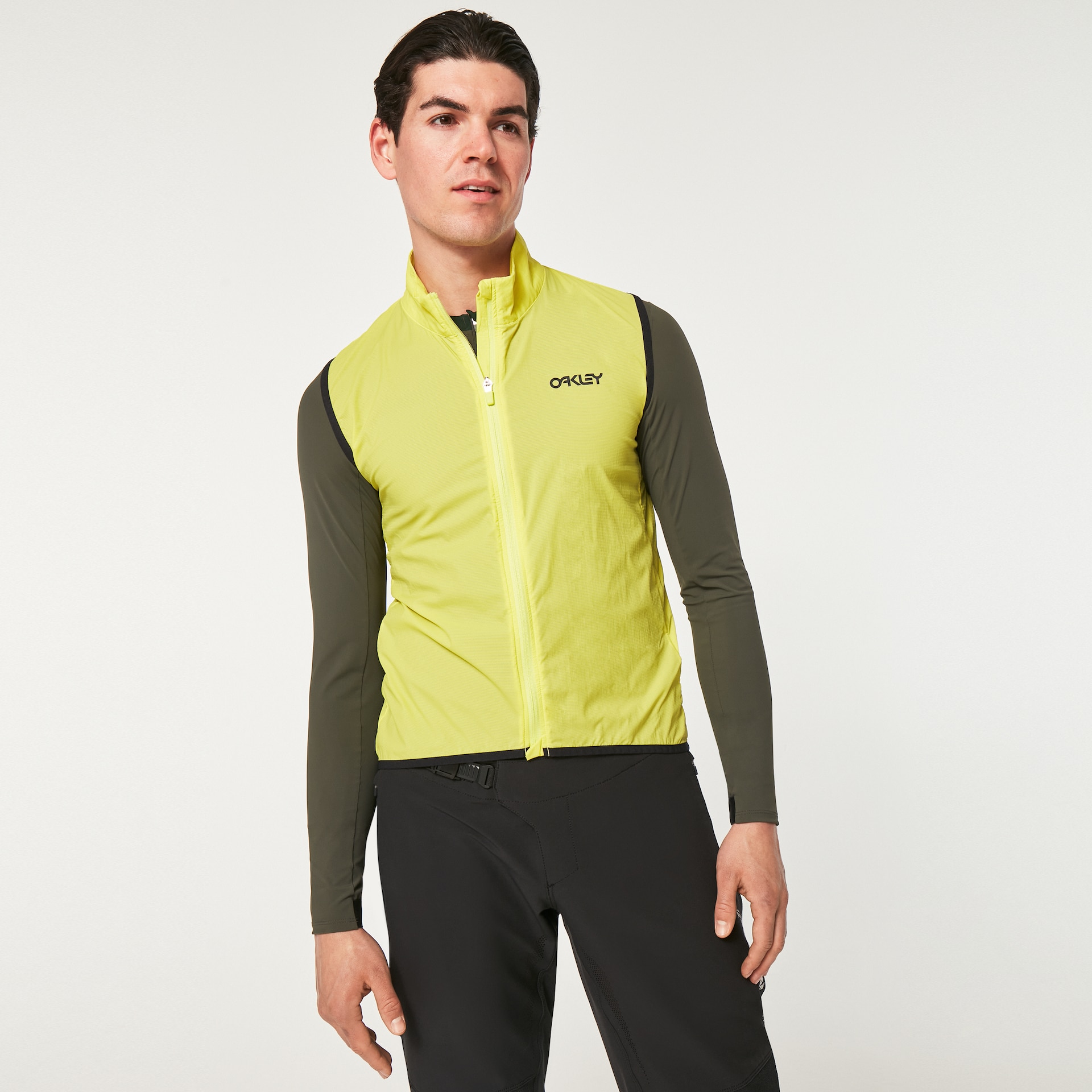 Oakley Elements Packable Vest em Sulphur | Oakley® BR