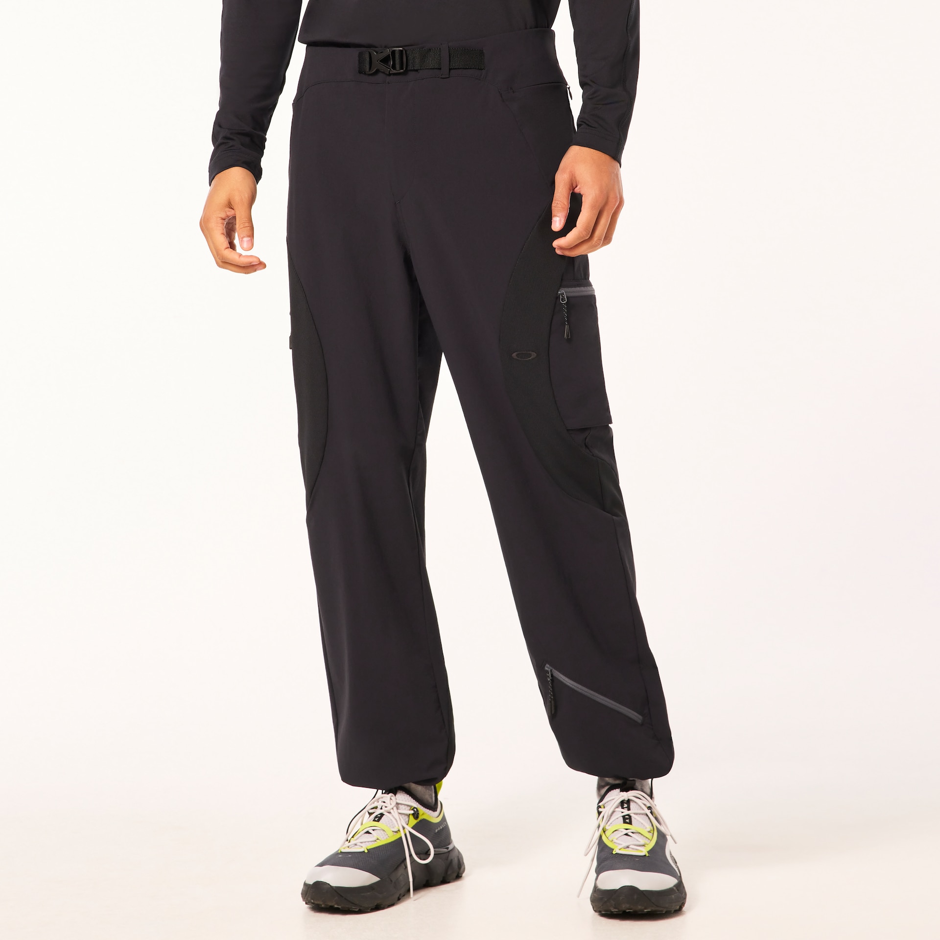 オークリー Latitude Arc Pant Blackout | オークリー公式ストア 日本