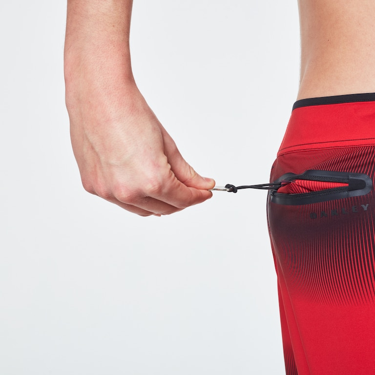 Dynamic Seamless Boardshort 19 - High Risk Red