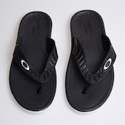 Chinelo Oakley Crowd - Jet Black