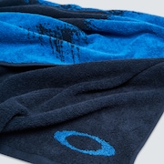 Scatter Skull Towel - Poseidon
