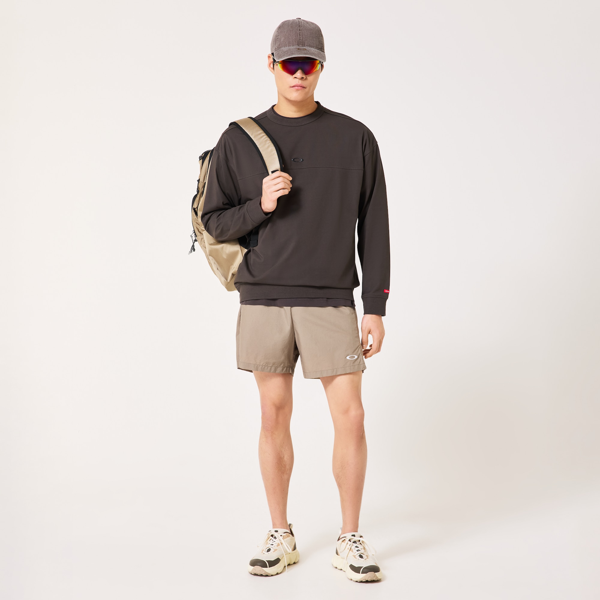 Oakley Allmighty Shorts 5.0Inch 2.0 in Bark | Oakley® JP
