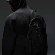 Latitude Veil Slingpack Jacket - Pitch Black