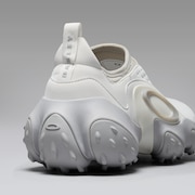 Oakley Edge Icon - White