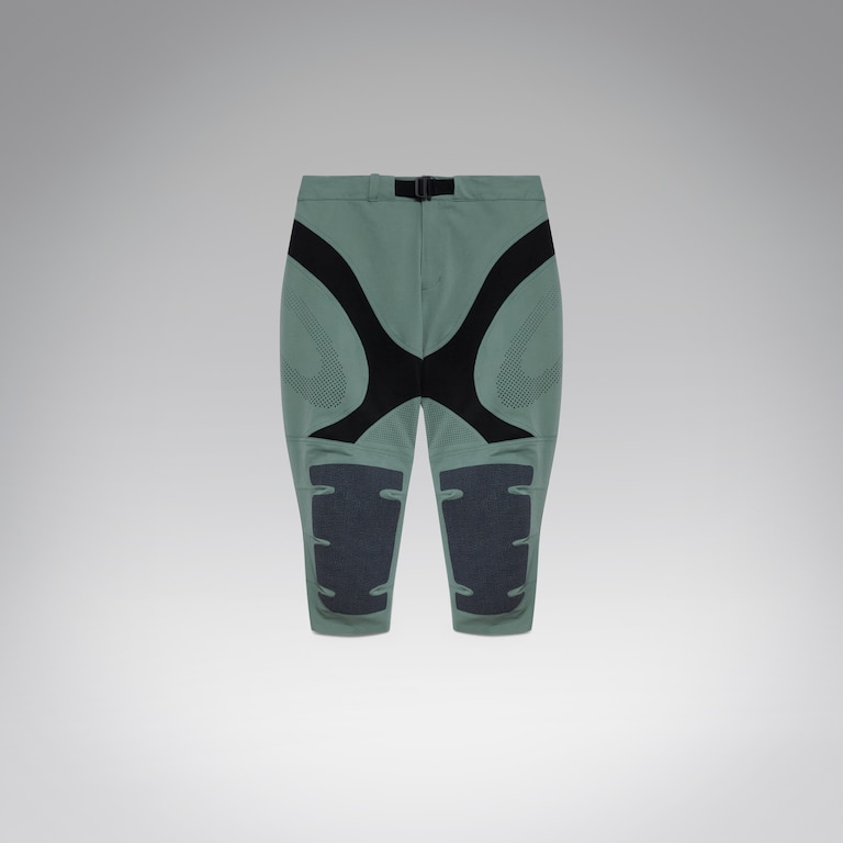 Latitude Veil 3/4 Short - Aviator Green