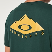 Peak Ellipse Tee - Hunter Green