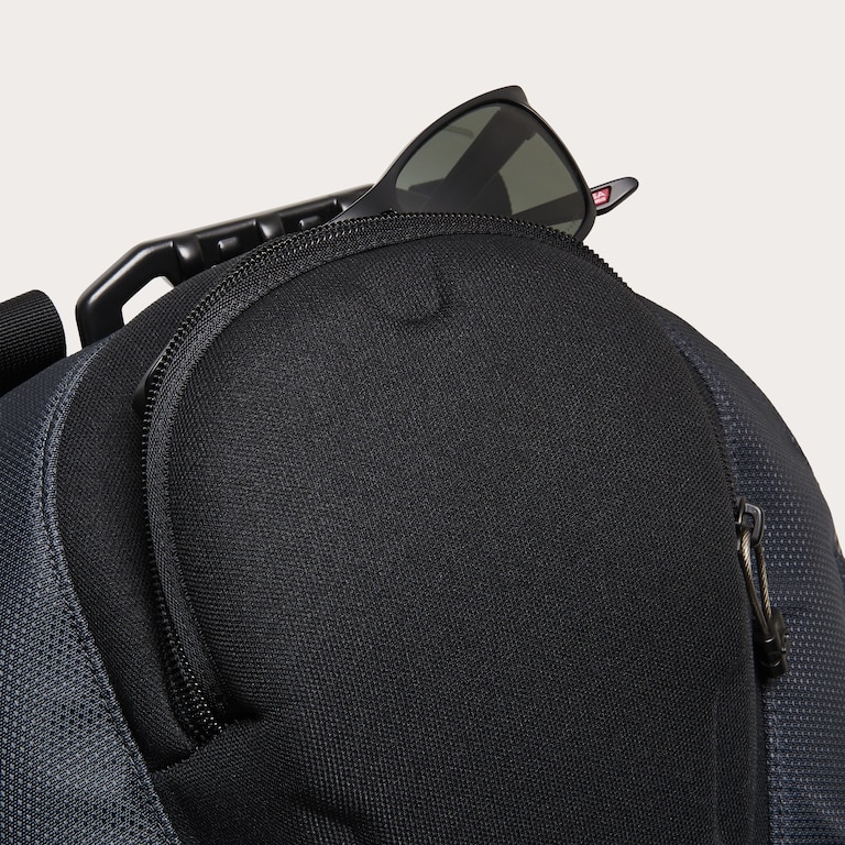 Kitchen Sink Backpack - Graphite