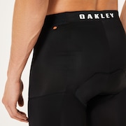 Seeker Ultra Liner Short - Blackout