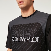 Seeker '75 SS Jersey - Blackout