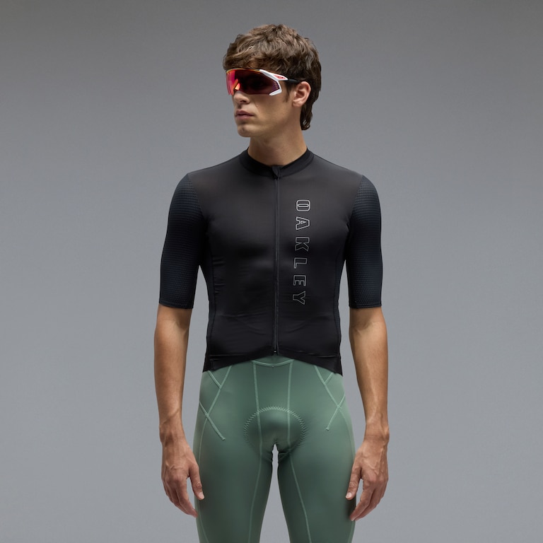 Endurance Lite Jersey - Pitch Black