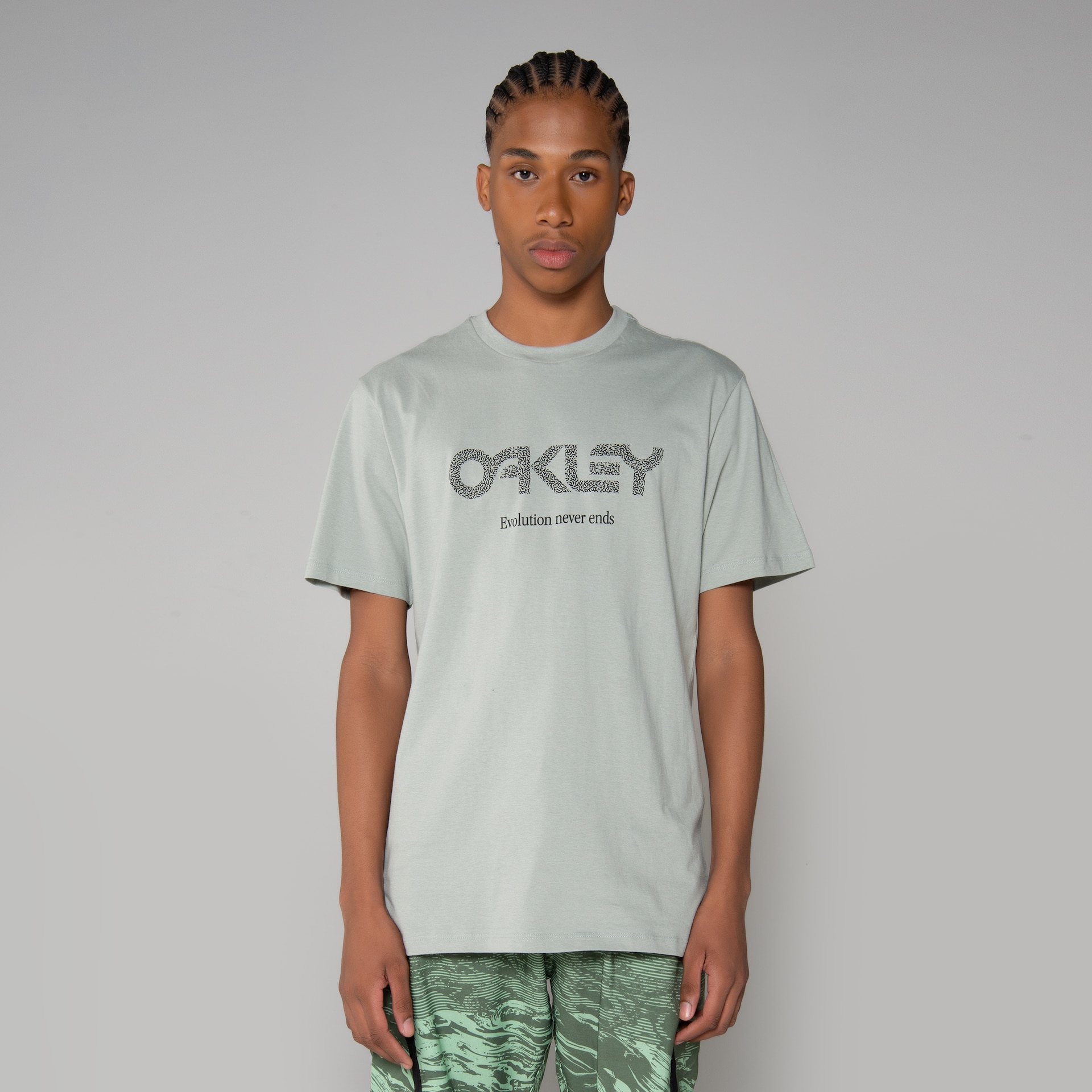 FOA406068__22Y_omfr1.png