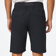 Oakely Roam Commuter Short - Blackout