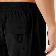 Performance Hybrid Short - Blackout