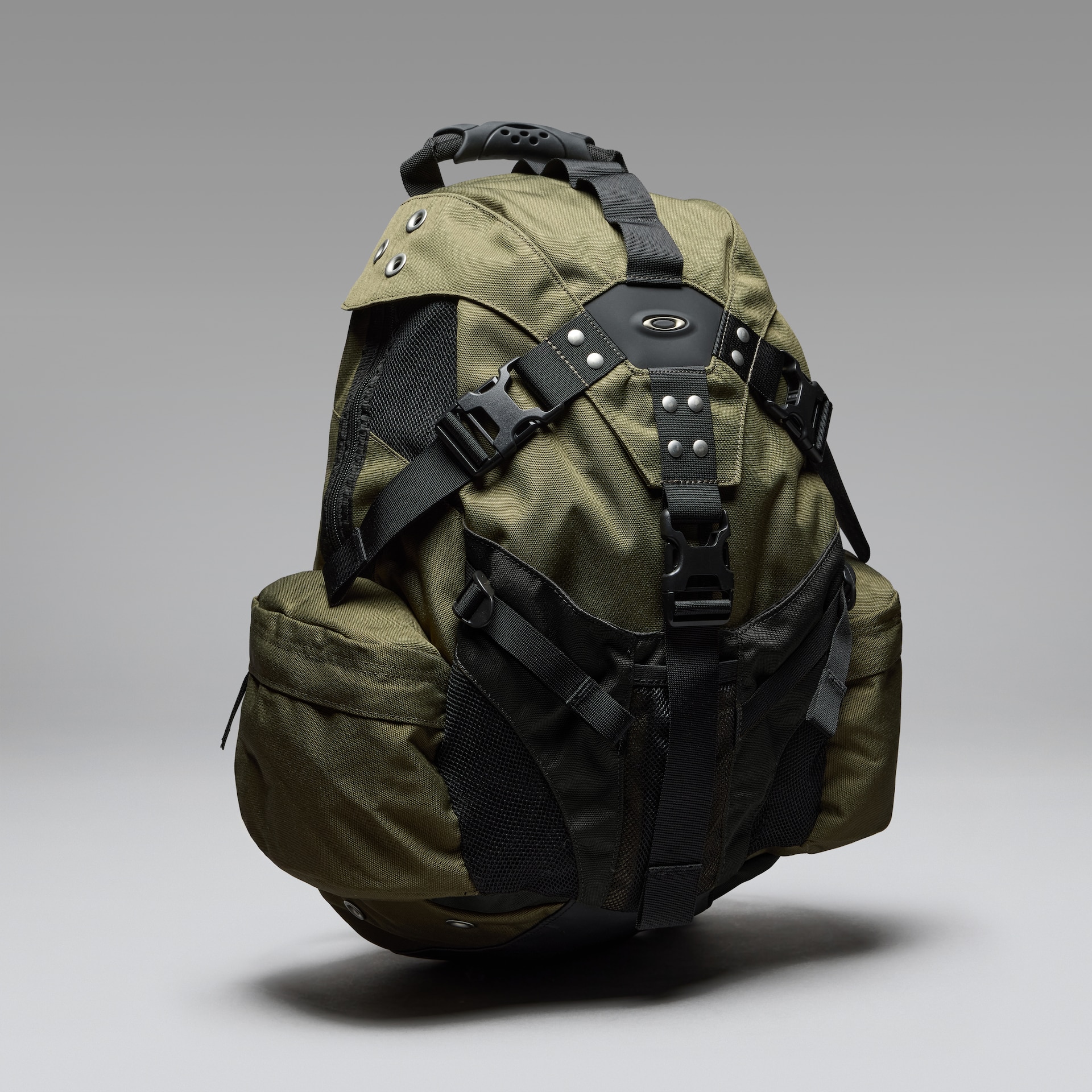 Oakley Icon Rc Backpack in Pebble/Mist | Oakley® US