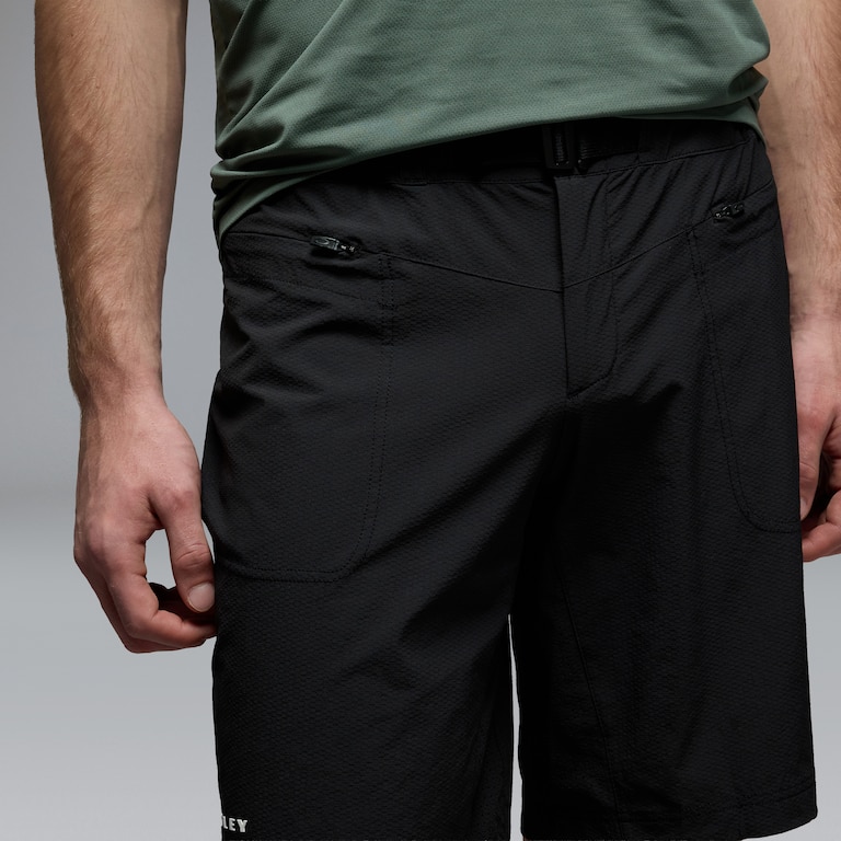 Seeker Whip Short - Pitch Black