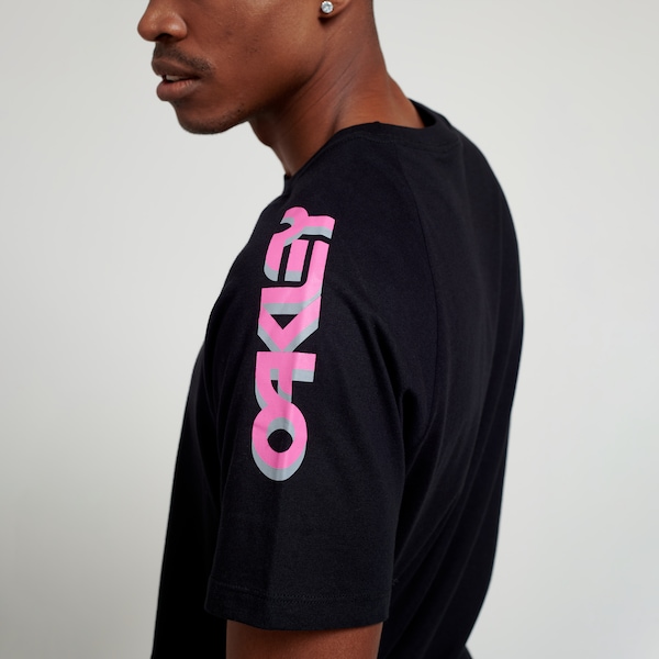 Fp Metaverse Raglan Tee