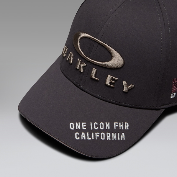 Oakley Fixed Cap Fa 26.0