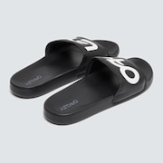 Oakley B1B Slide 2.0 - Blackout